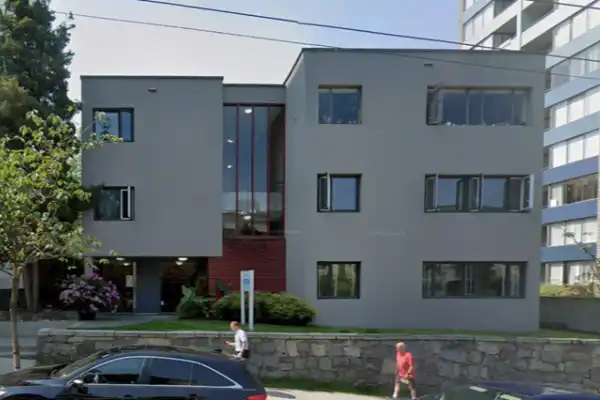 Yaletown Apartment Building thumbnail