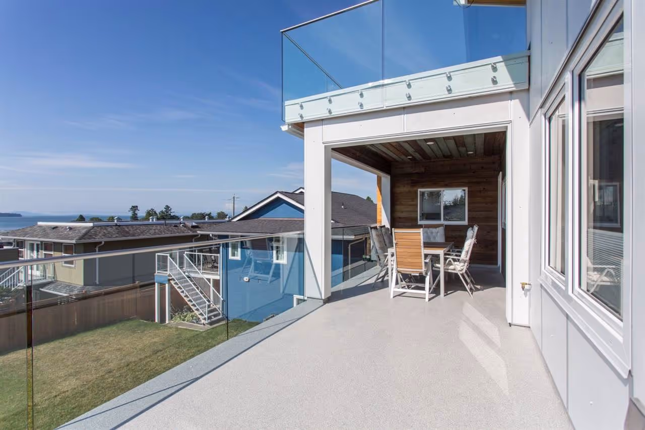 Lim Residence gallery image 9